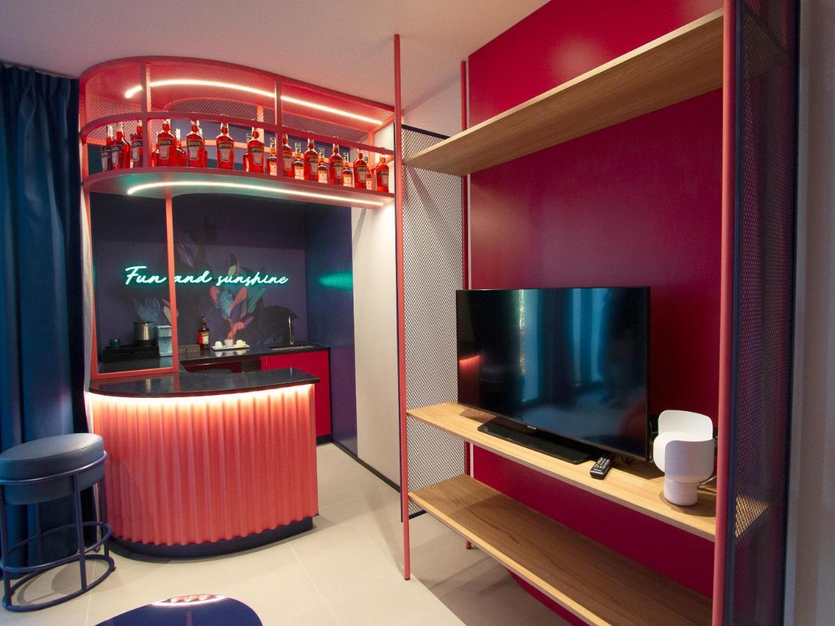 Demo Hotel Design Emotion Rimini Dış mekan fotoğraf