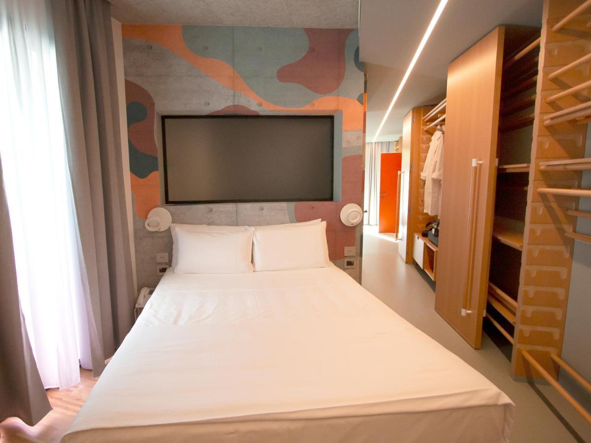 Demo Hotel Design Emotion Rimini Dış mekan fotoğraf