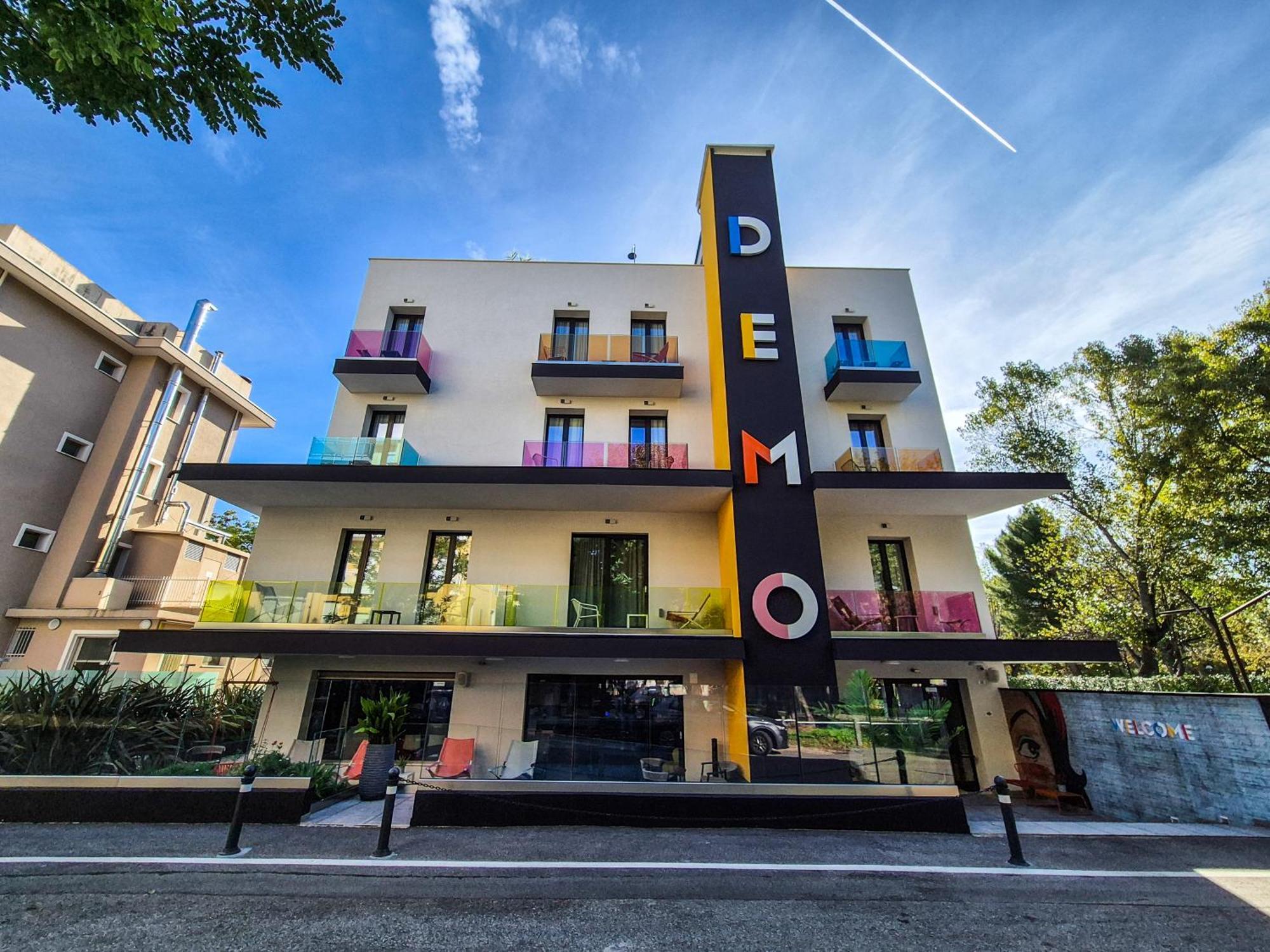Demo Hotel Design Emotion Rimini Dış mekan fotoğraf